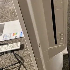 White A Rated JVC 32 Inch HD TV With Built-in DVD - Image 2