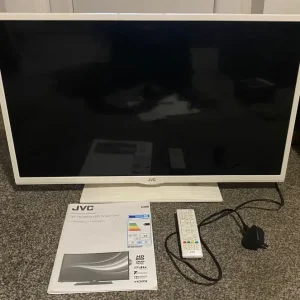 White A Rated JVC 32 Inch HD TV With Built-in DVD