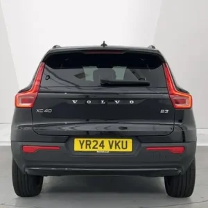2024 Volvo XC40 Ultimate Mild Hybrid Estate - Image 7