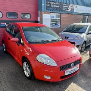 2007 Fiat Grande Punto 1.4 Active Sport 3dr Hatchback Petrol Manual - Image 2