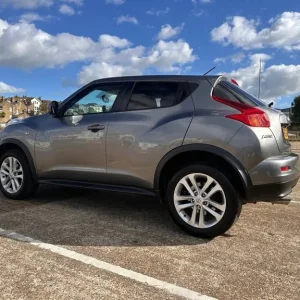 2013 Nissan Juke 1.6 Acenta 5-door hatchback petrol manual - Image 4