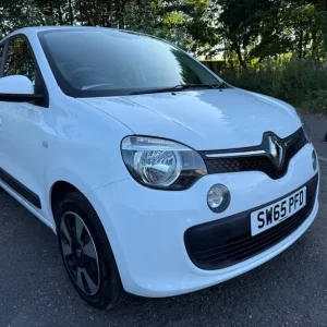 2016 Renault Twingo 1.0 SCE Play 5-door hatchback - Image 3
