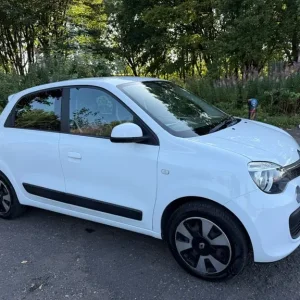 2016 Renault Twingo 1.0 SCE Play 5-door hatchback - Image 4