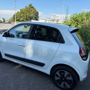 2016 Renault Twingo 1.0 SCE Play 5-door hatchback - Image 8