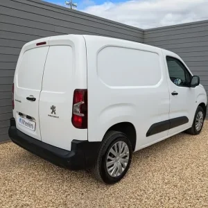 2020 Peugeot Partner BlueHDi 1000 Professional Panel Van Diesel Manual - Image 3