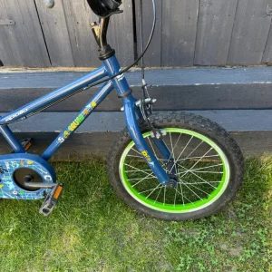 Boys Apollo bike - Image 2