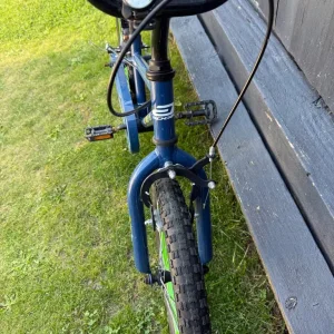 Boys Apollo bike - Image 4