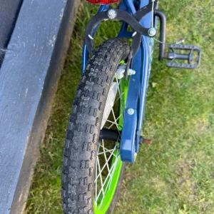 Boys Apollo bike - Image 7