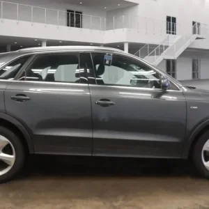 Audi Q3 2.0 TDI S-Line Edition - Image 3