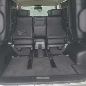 Nissan Elgrand e51 2.5 automatic import 2010 - Image 8