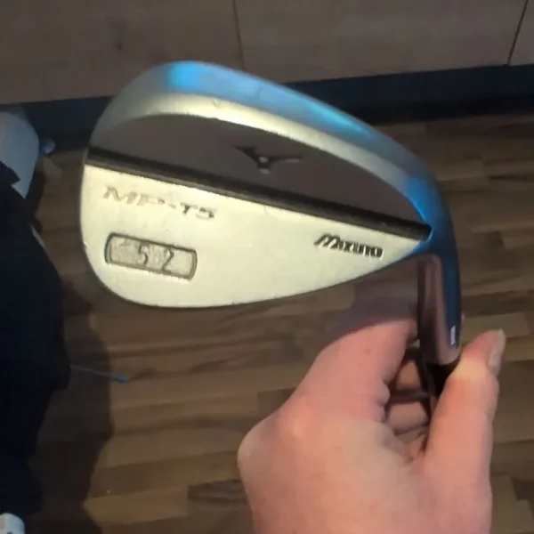 Mizuno mp T5 52 degree wedge