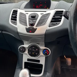 2011 Ford Fiesta Zetec 1.6TDCi manual hatchback - Image 8
