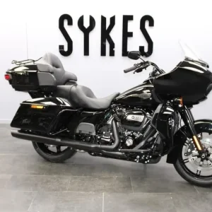 2024 Harley-Davidson FLTRK Touring Road Glide Limited in Vivid Black - Image 2