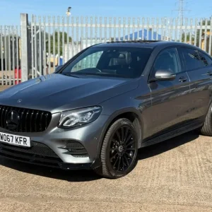 2017 Mercedes GLC 220 D 4Matic AMG Line Premium+ - Image 5