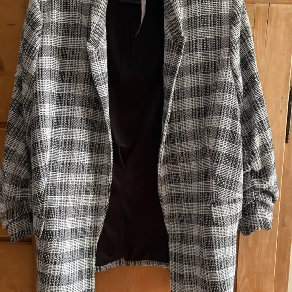 Black and White Marks & Spencer Check 3/4 Sleeve Jersey Blazer