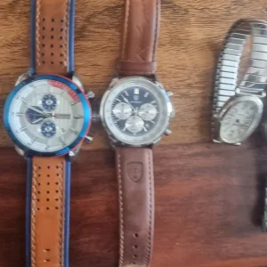 Watches need batteries - Image 7