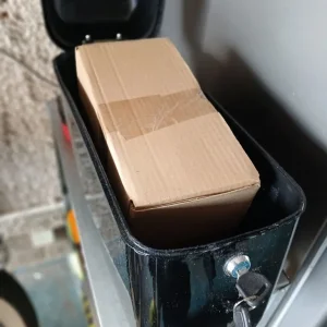Panniers and topbox never used - Image 4