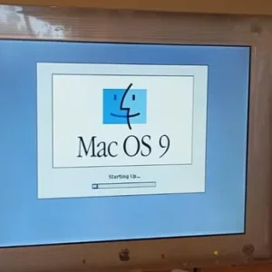 PowerMac G4 with Apple Studio Monitor and accessories - Image 4