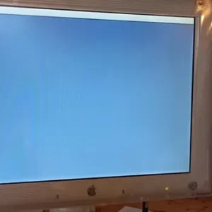 PowerMac G4 with Apple Studio Monitor and accessories - Image 5