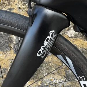 Pinarello Nytro e-road bike - Image 3