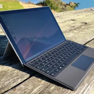 13”5 Microsoft Surface Pro 7 touchscreen