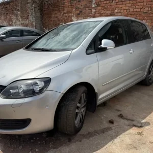 2010 Volkswagen Golf Plus TDI Break - Image 2