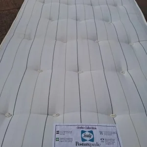 Double divan bed and mattress - Image 6