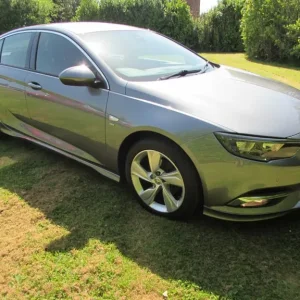 2020 Vauxhall Insignia 1.5T SRi Vx-line Nav 5dr Hatchback Petrol Manual - Image 7