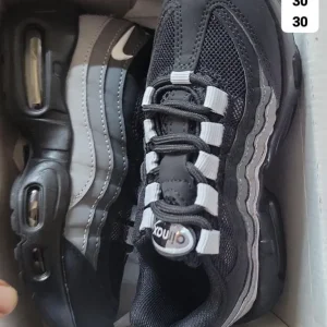 Kids' best-quality shoes - Image 2