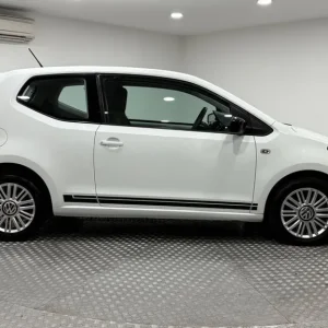 2016 Volkswagen up! Look up! 1.0L Petrol Manual Hatchback - Image 2