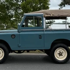 Blue Land Rover Series 3 SWB 1983 2.25L diesel - Image 4