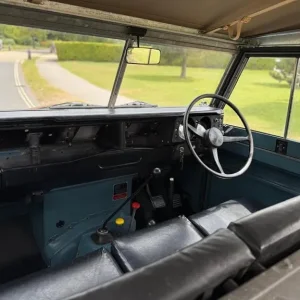 Blue Land Rover Series 3 SWB 1983 2.25L diesel - Image 7