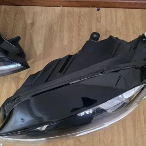 VW Golf MK7 XENON Headlights (Standard, Not Adaptive)