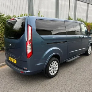 2022 Ford Tourneo Custom Titanium LWB 5-seat MPV - Image 4