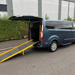 2022 Ford Tourneo Custom Titanium LWB 5-seat MPV