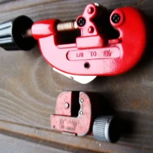 Screwdrivers and Pipe Cutters - Image 5