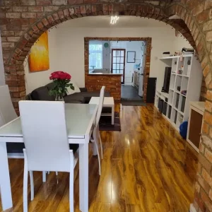 2 Double Rooms – Female Professionals Only - Image 3