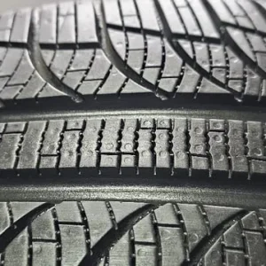 205 50 17 2 x tyres GT Radial 4 Seasons - Image 4