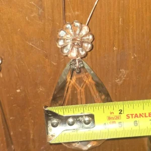 Vintage French cut crystal tear drops and flower - Image 3