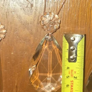 Vintage French cut crystal tear drops and flower - Image 4