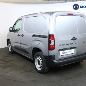 2025 Peugeot Partner 1.5 BlueHDi 100 Professional Van Panel Van Diesel Manual - Image 5