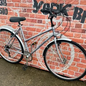 Ladies Dawes hybrid bike 21” frame - Image 2