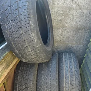 4 Tyres