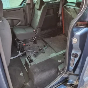 2018 Peugeot Partner Tepee Wheelchair Access Ramp Winch MPV Diesel Manual - Image 7