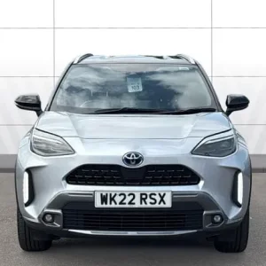 2022 Toyota Yaris Cross 1.5 Hybrid Dynamic 5-door Estate - Image 3