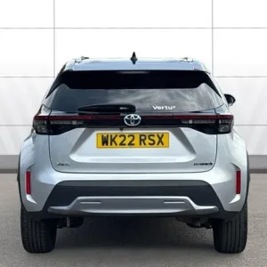 2022 Toyota Yaris Cross 1.5 Hybrid Dynamic 5-door Estate - Image 6