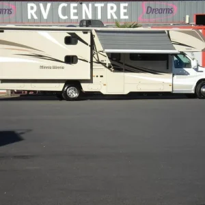 Winnebago Minnie Winnie 31B Bunkhouse Model LPG 2017