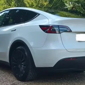 2023 Tesla Model Y Dual Motor Long Range - Image 6
