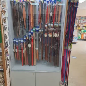 Display cabinets for retail use - Image 3