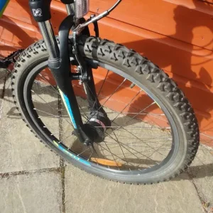 Cube Street Childs Bike - Image 4